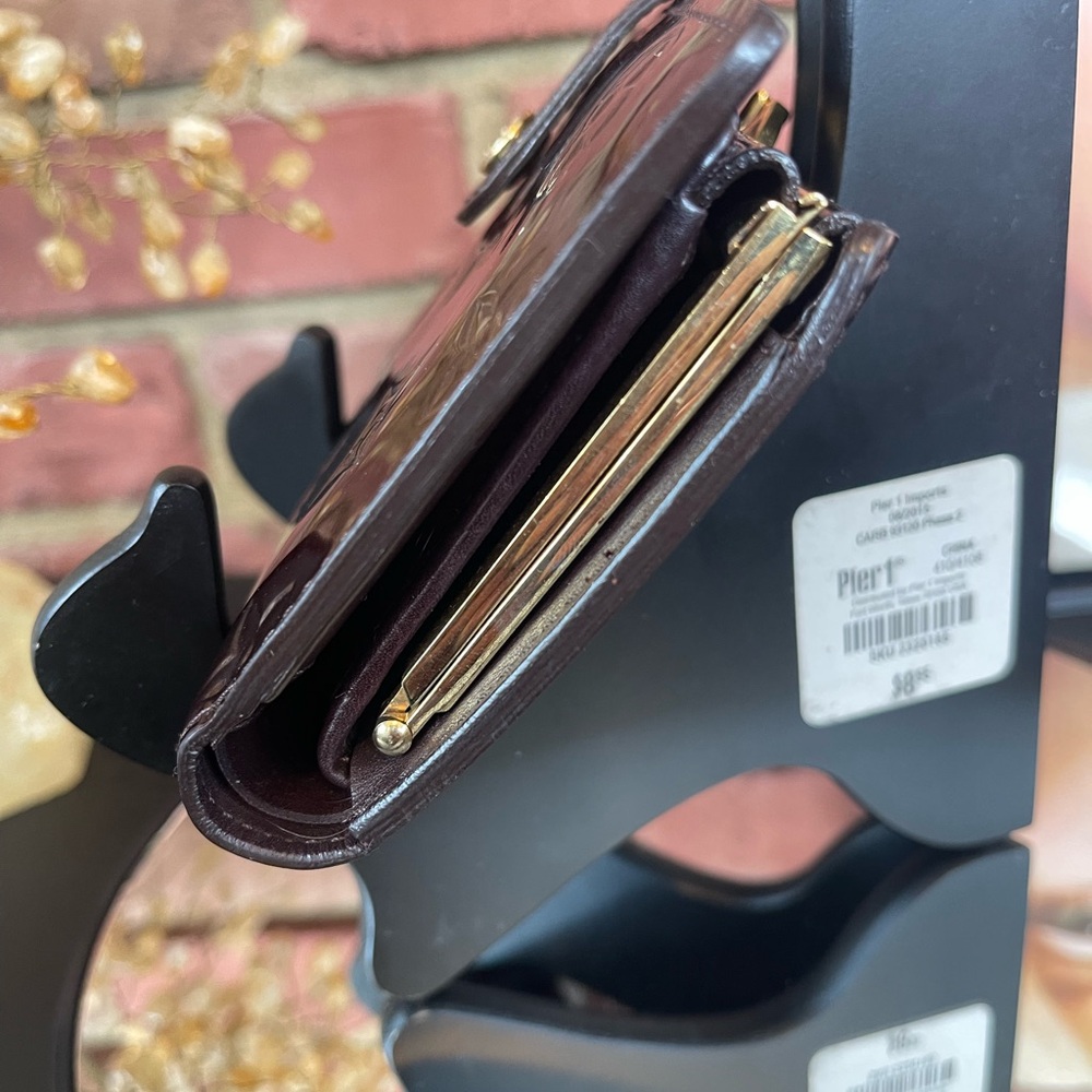 Authentic Louis Vuitton Violette Monogram Vernis … - image 4